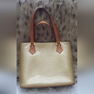 Authentic Vintage Louis Vuitton Gold Vernis Houston